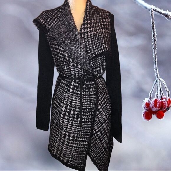 Ana couture sweater jacket - Picture 2 of 9